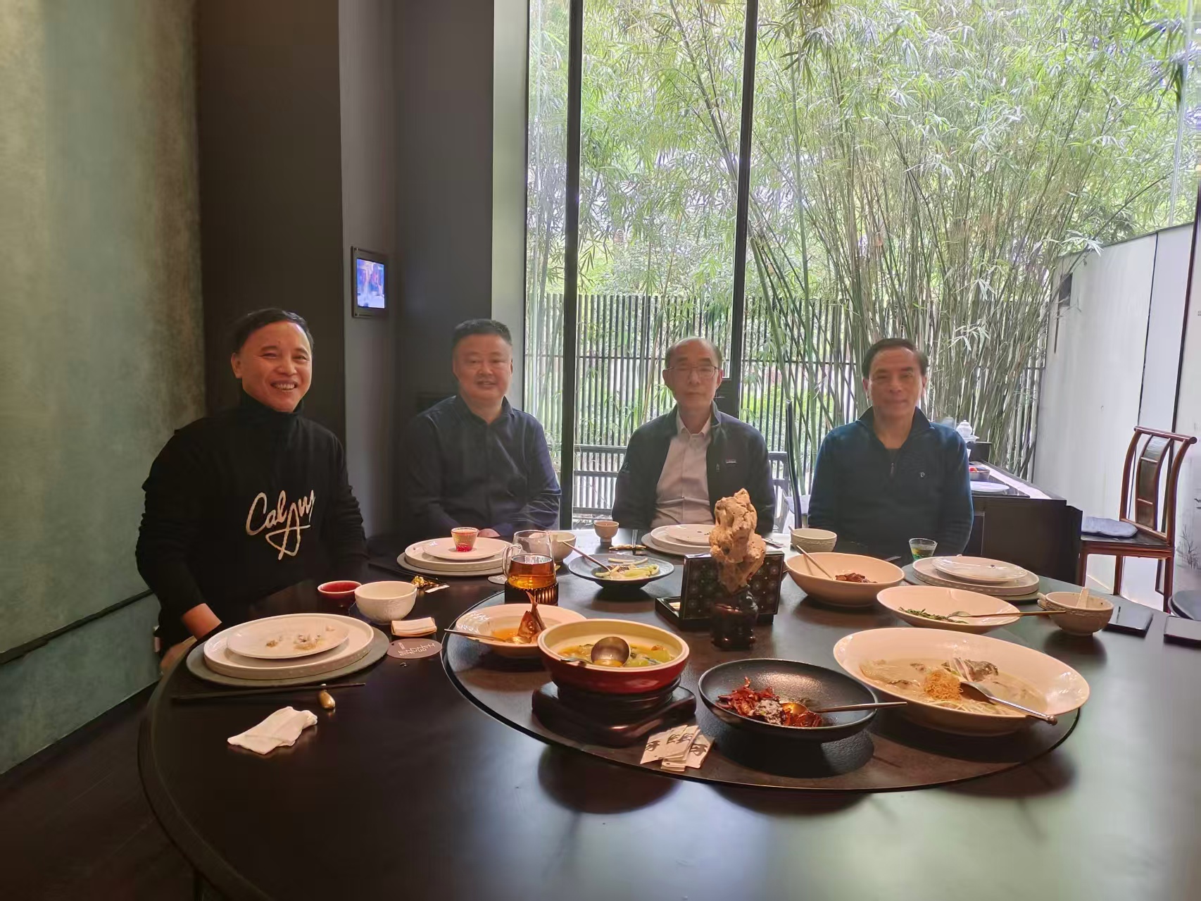 吾谷灵团队与冯国平院士团队学术交流合影